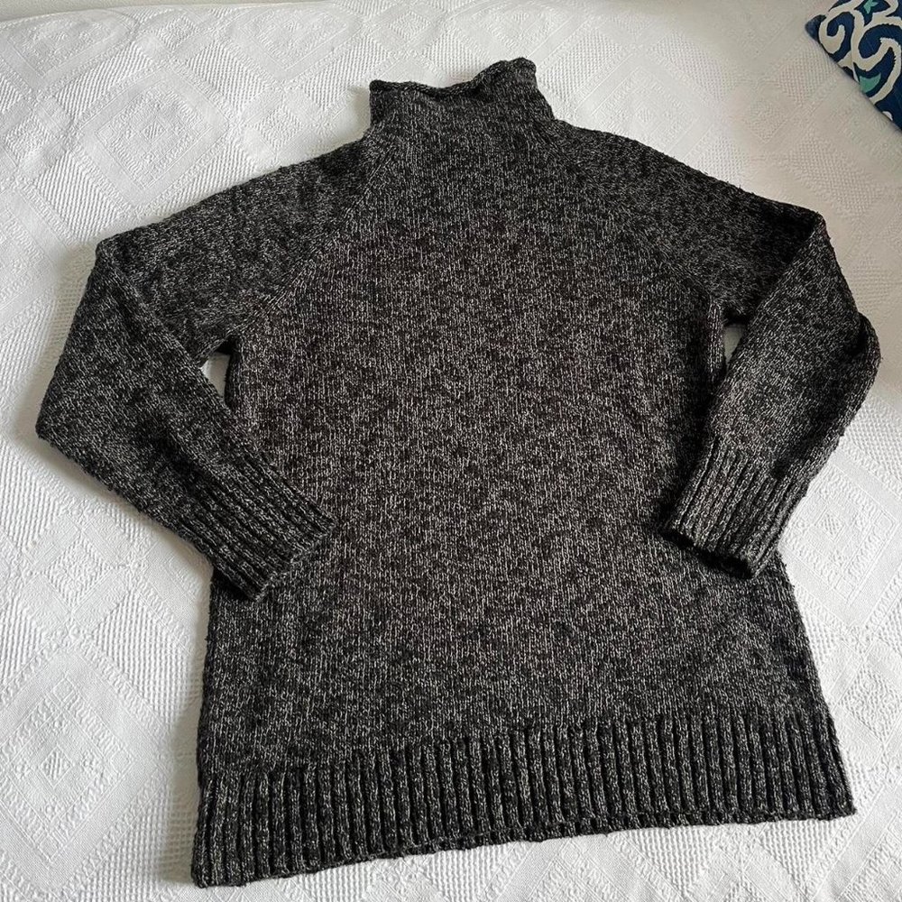 Ll bean Grey Granite Long Sleeve Turtle Neck